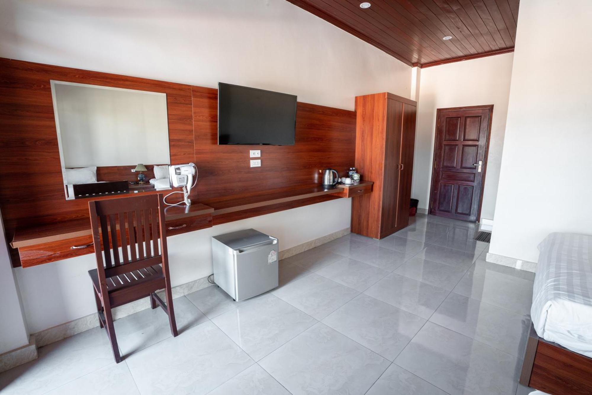 Garden Resort Vang Vieng Exterior photo
